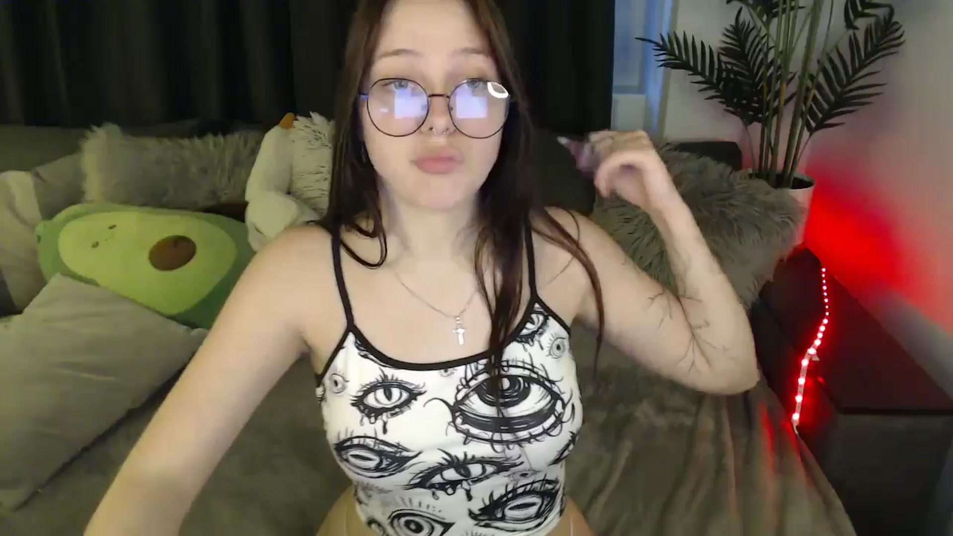 Gallery image thumbnail from SerenaSantos's myfreecams stream on, 06/09/2025, 12:13 image 11 of 20
