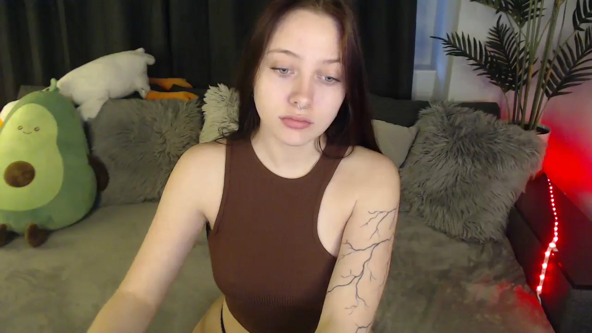 Gallery image thumbnail from SerenaSantos's myfreecams stream on, 06/10/2025, 10:03 image 16 of 20