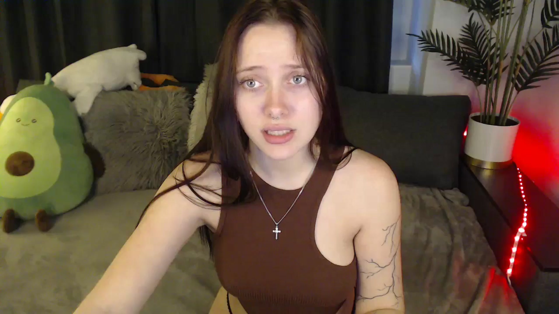 Gallery image thumbnail from SerenaSantos's myfreecams stream on, 06/10/2025, 12:27 image 11 of 20