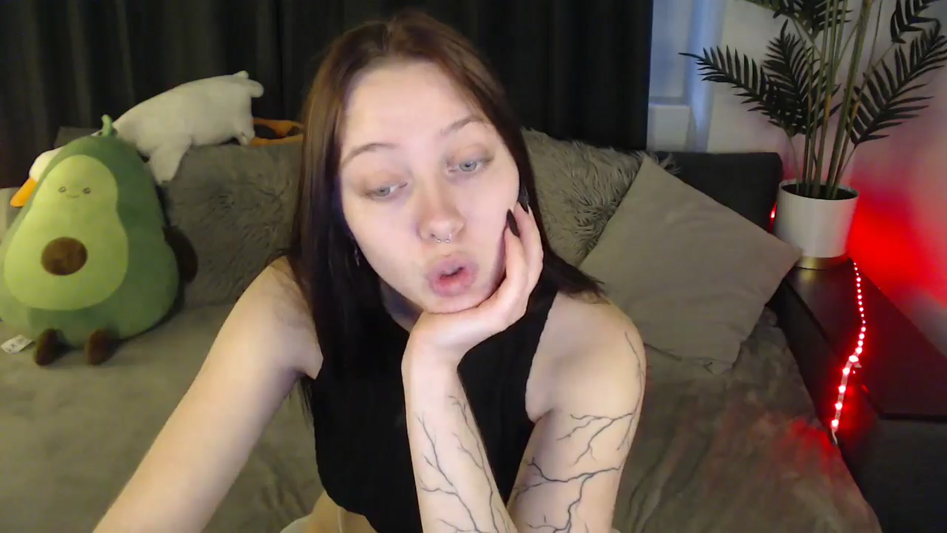Gallery image thumbnail from SerenaSantos's myfreecams stream on, 06/11/2025, 09:59 image 3 of 20