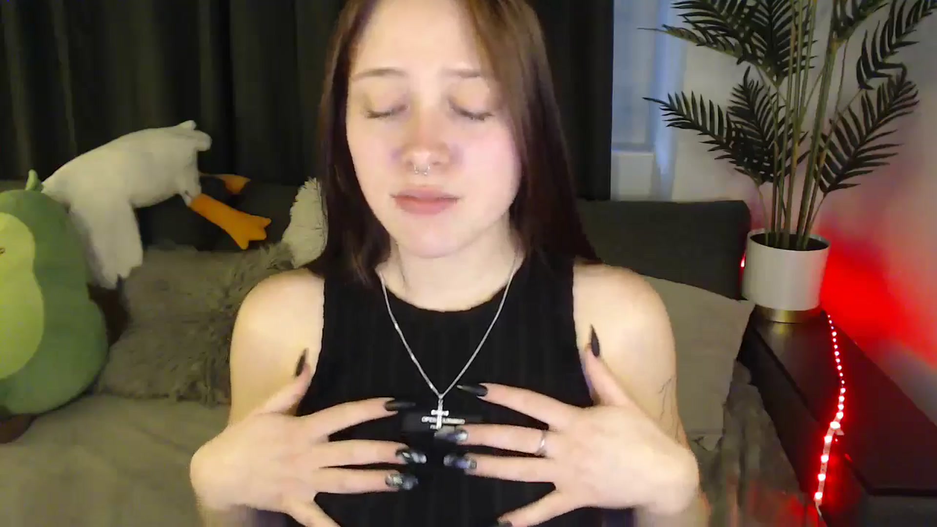 Gallery image thumbnail from SerenaSantos's myfreecams stream on, 06/11/2025, 12:40 image 11 of 20