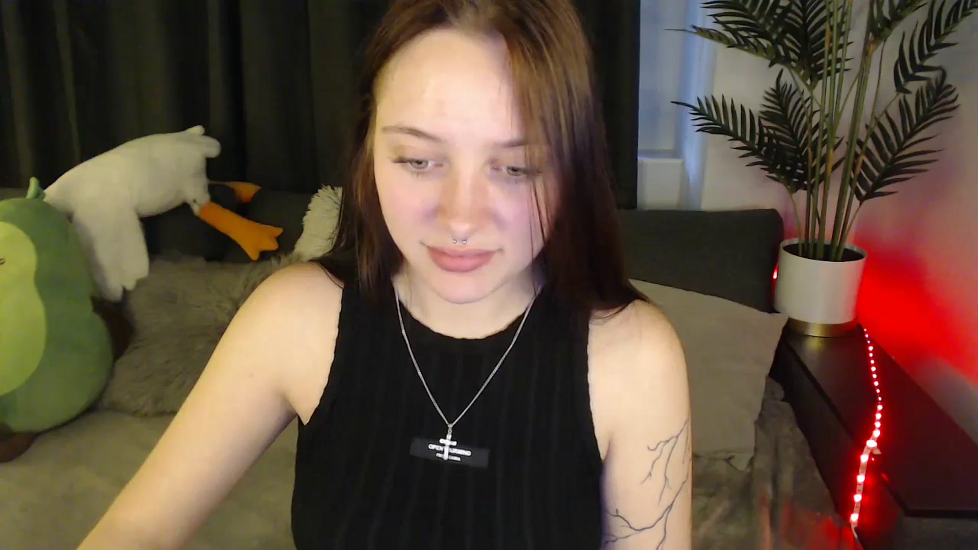 Gallery image thumbnail from SerenaSantos's myfreecams stream on, 06/11/2025, 12:40 image 9 of 20