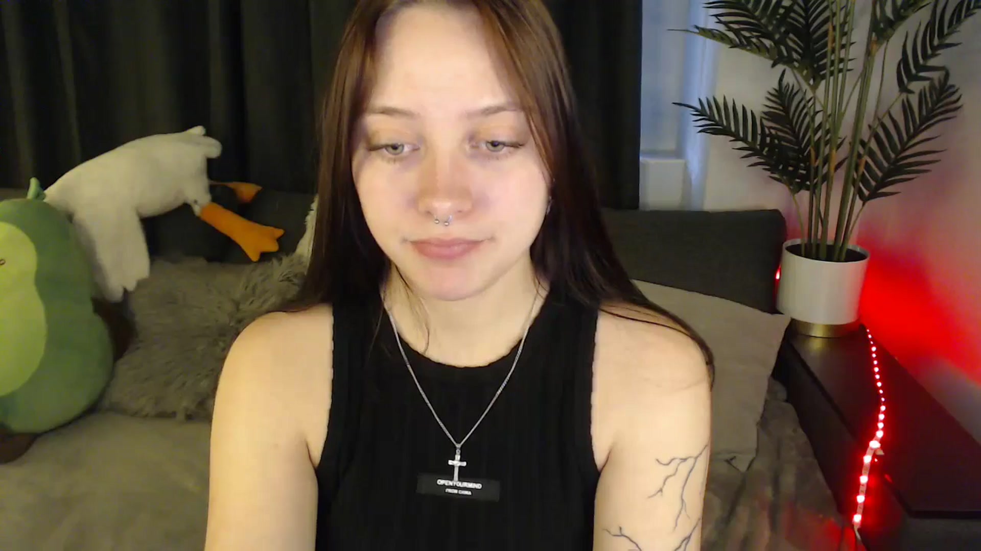 Gallery image thumbnail from SerenaSantos's myfreecams stream on, 06/11/2025, 13:30 image 3 of 20