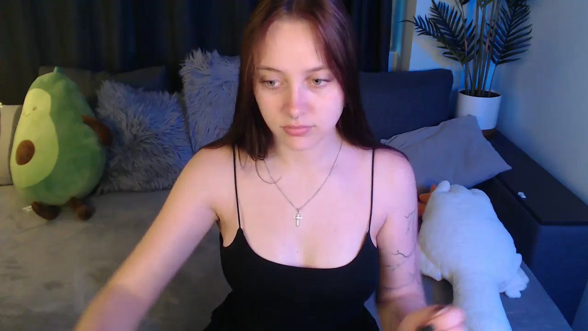 Gallery image thumbnail from SerenaSantos's myfreecams stream on, 06/20/2025, 12:53 image 17 of 20