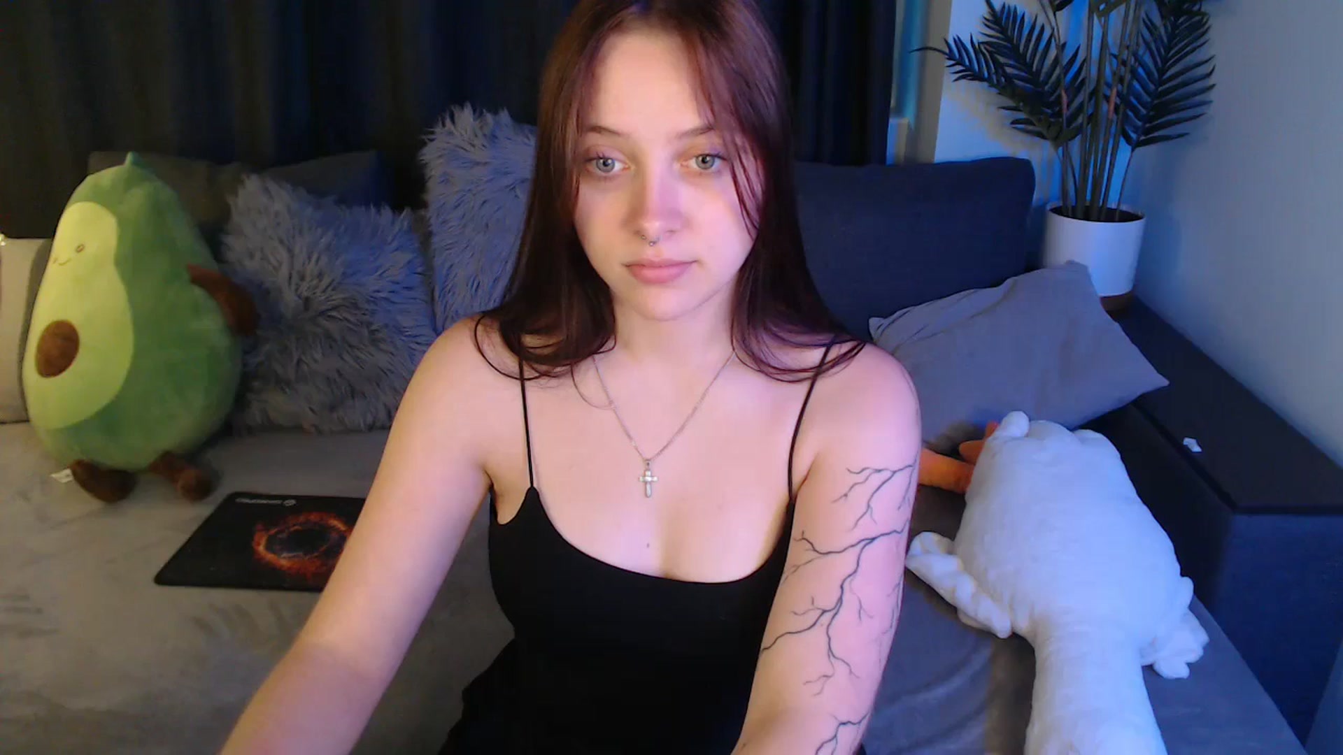 Gallery image thumbnail from SerenaSantos's myfreecams stream on, 06/20/2025, 12:53 image 3 of 20