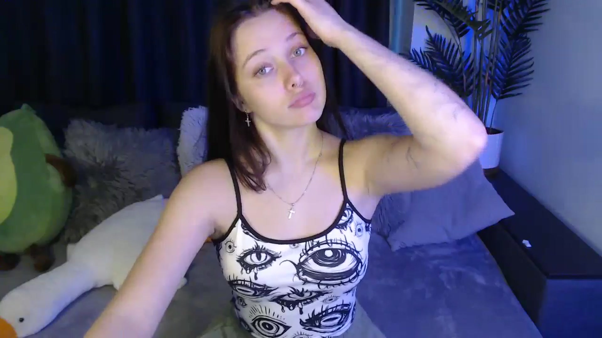 Gallery image thumbnail from SerenaSantos's myfreecams stream on, 06/22/2025, 12:06 image 8 of 20