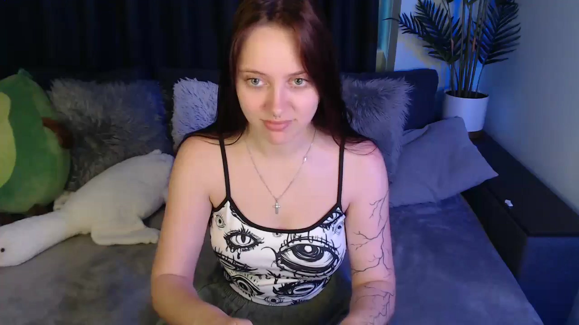 Gallery image thumbnail from SerenaSantos's myfreecams stream on, 06/22/2025, 13:58 image 8 of 20