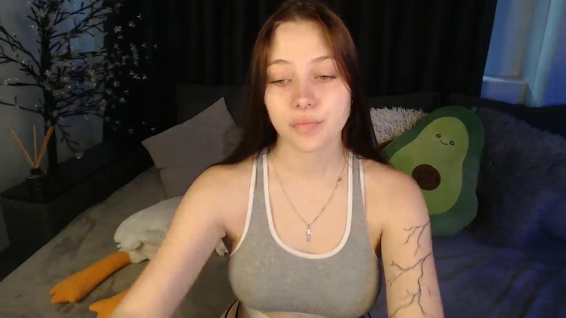 Gallery image thumbnail from SerenaSantos's myfreecams stream on, 06/25/2025, 11:36 image 7 of 20