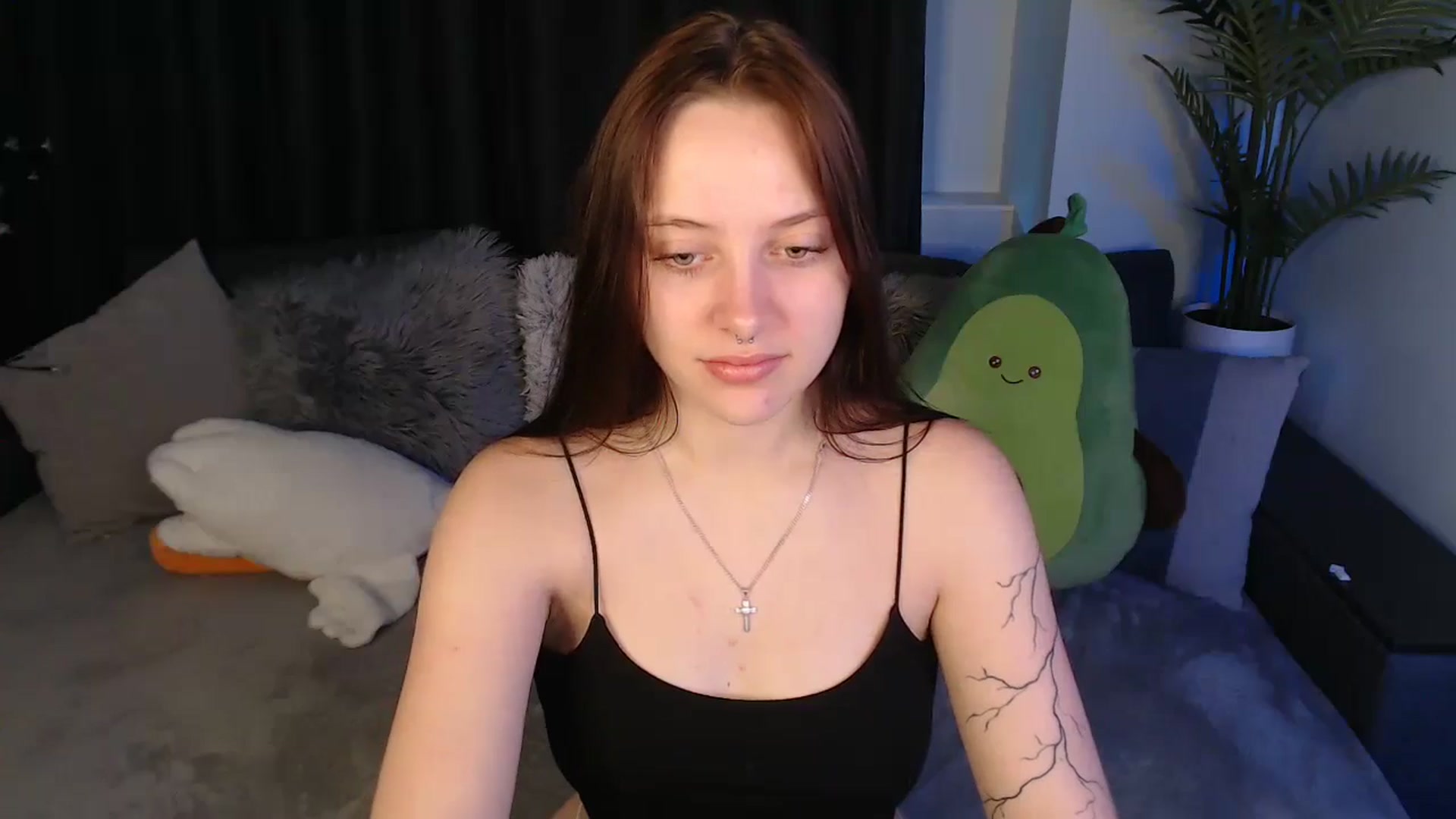Gallery image thumbnail from SerenaSantos's myfreecams stream on, 06/29/2025, 09:43 image 6 of 20