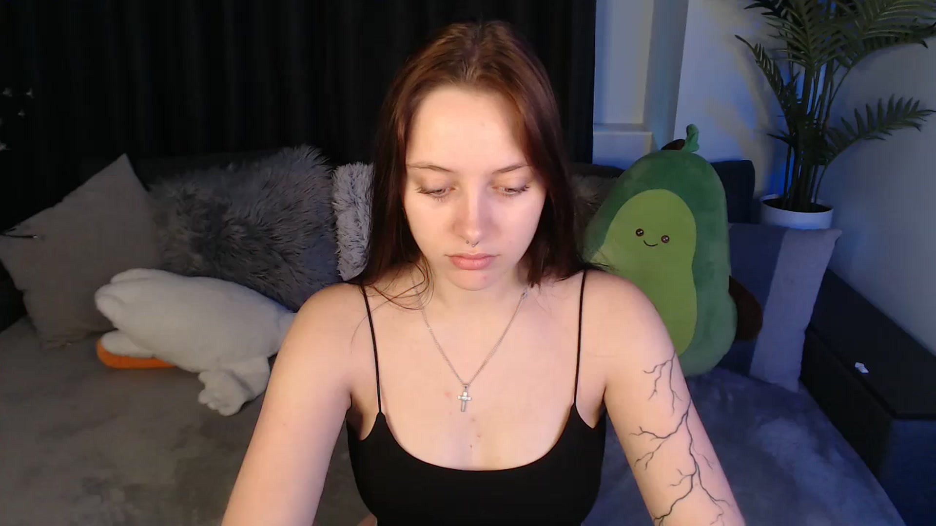 Gallery image thumbnail from SerenaSantos's myfreecams stream on, 06/29/2025, 09:43 image 13 of 20