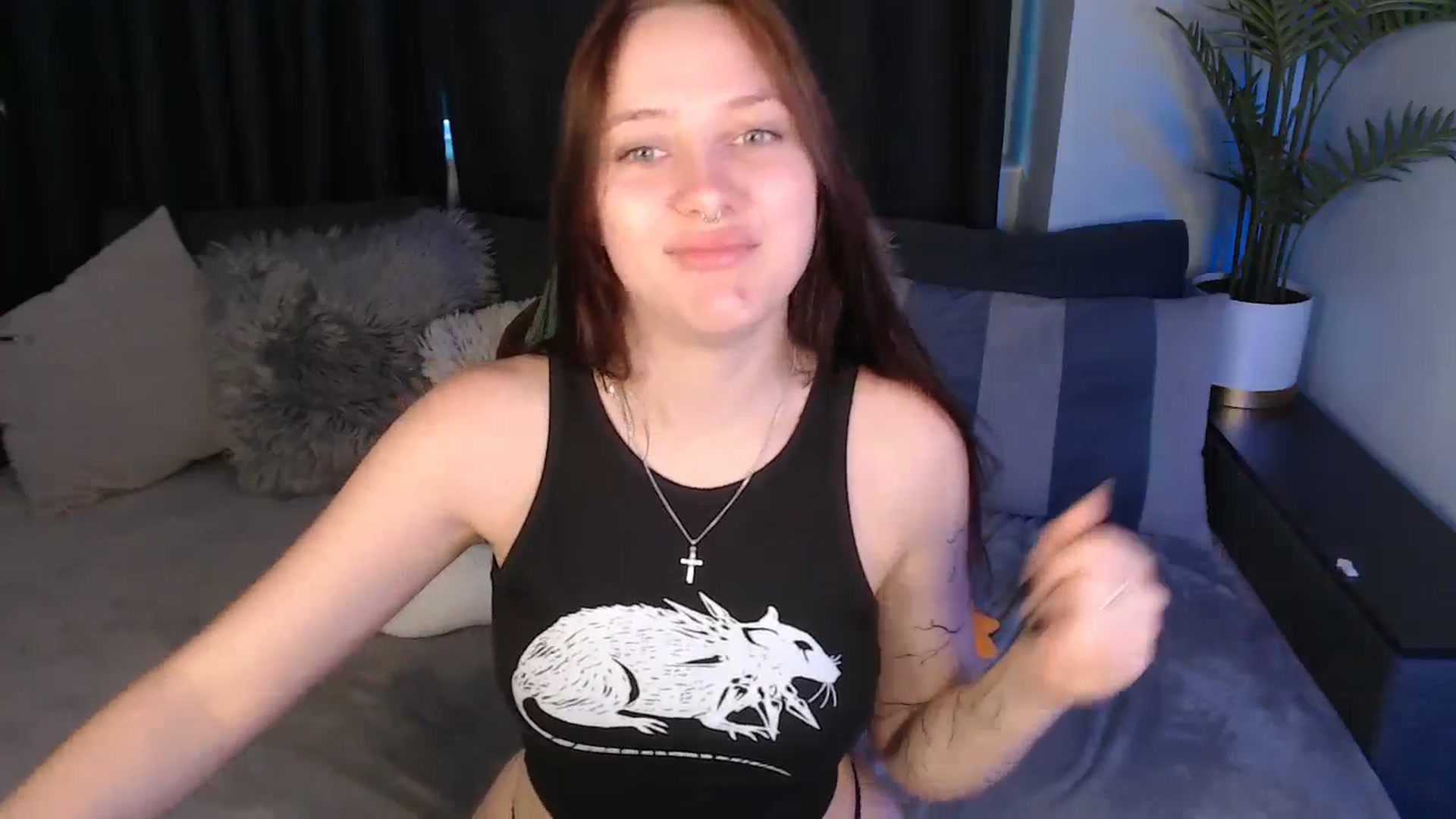 Gallery image thumbnail from SerenaSantos's myfreecams stream on, 06/30/2025, 08:31 image 5 of 20