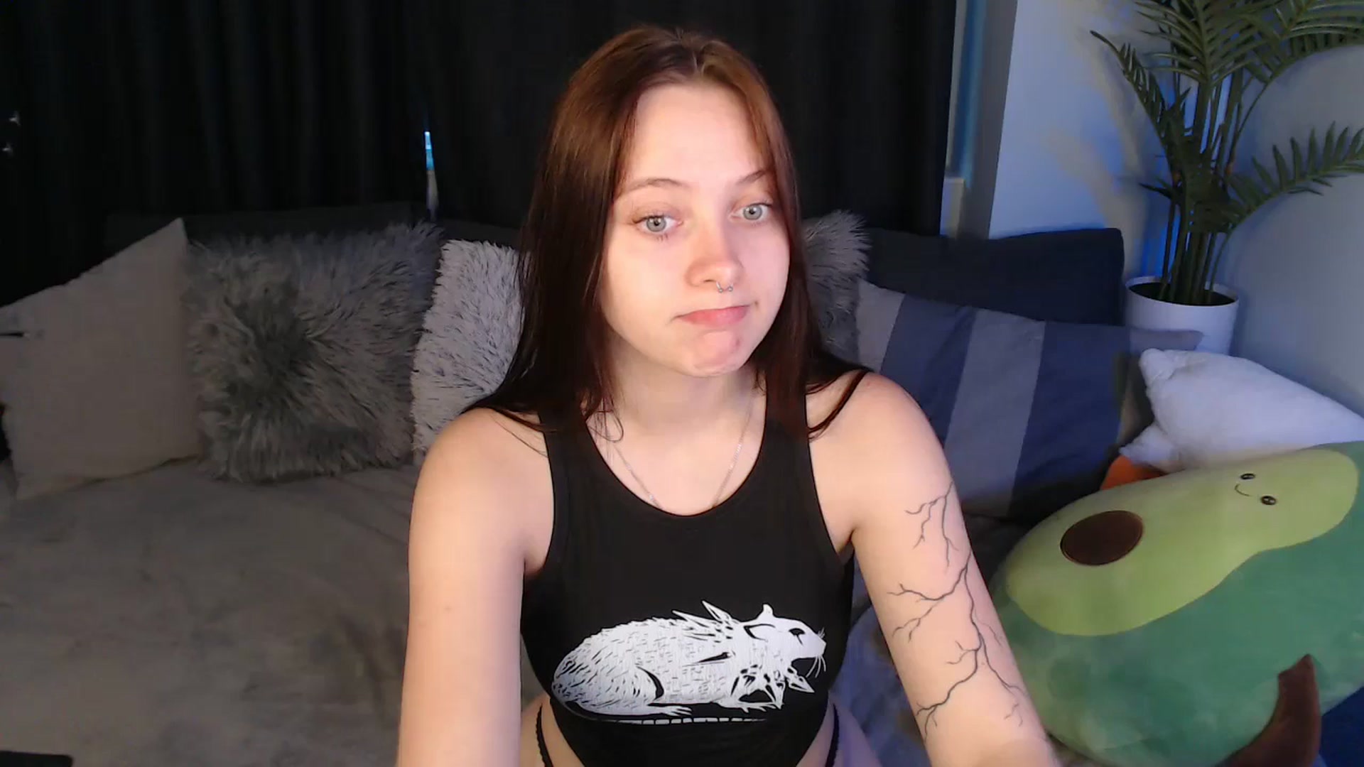 Gallery image thumbnail from SerenaSantos's myfreecams stream on, 06/30/2025, 09:46 image 13 of 20