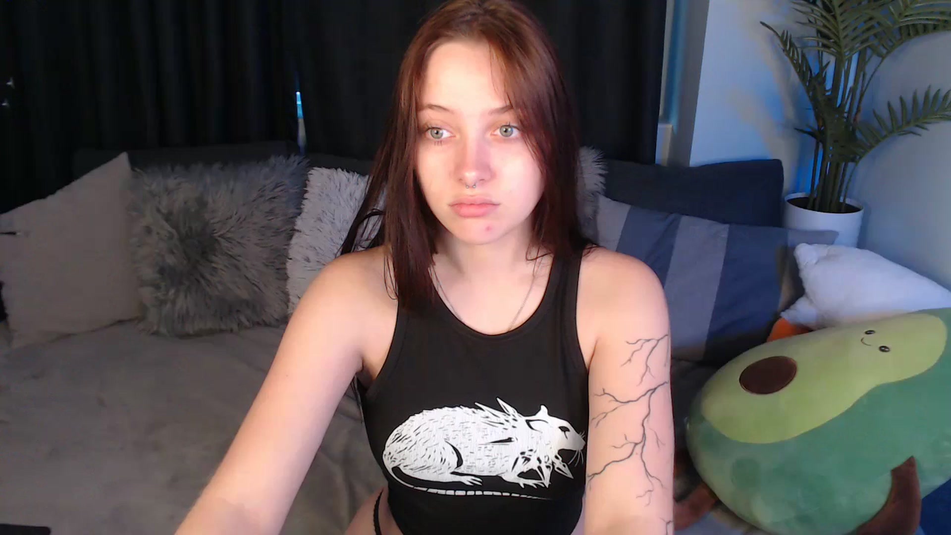 Gallery image thumbnail from SerenaSantos's myfreecams stream on, 06/30/2025, 09:46 image 6 of 20