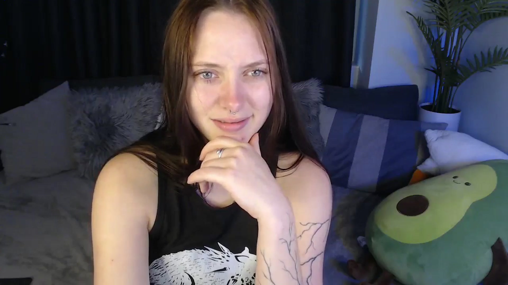 Gallery image thumbnail from SerenaSantos's myfreecams stream on, 06/30/2025, 11:36 image 3 of 20