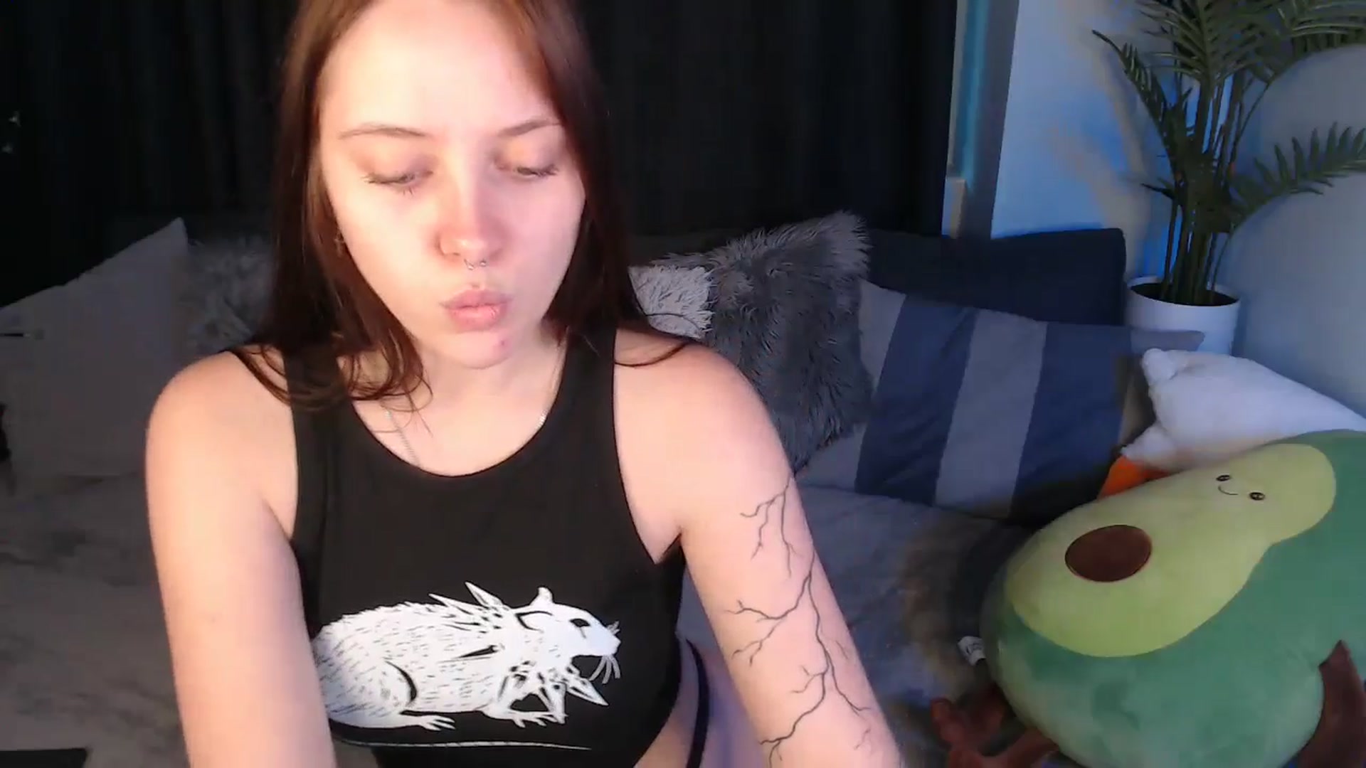 Gallery image thumbnail from SerenaSantos's myfreecams stream on, 06/30/2025, 11:36 image 6 of 20