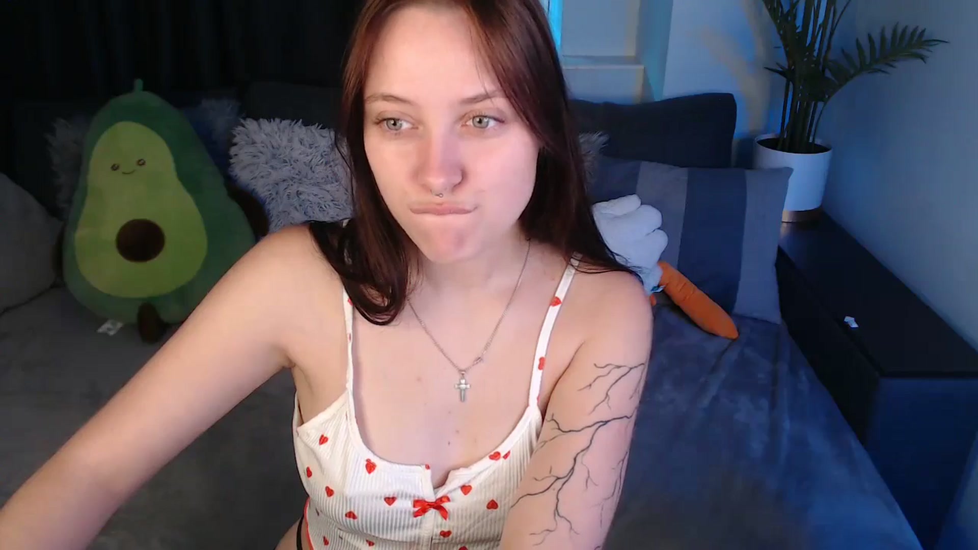 Gallery image thumbnail from SerenaSantos's myfreecams stream on, 07/04/2025, 10:34 image 10 of 20