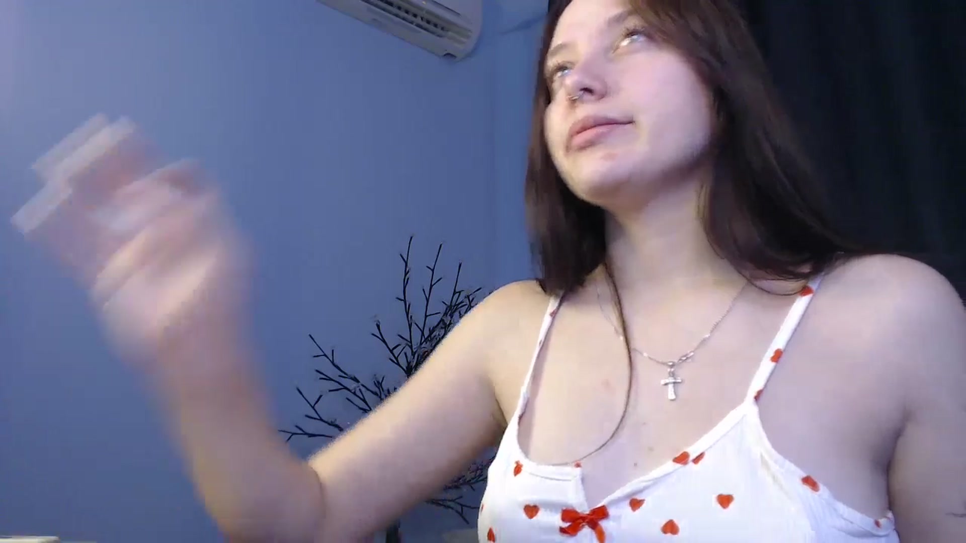 Gallery image thumbnail from SerenaSantos's myfreecams stream on, 07/04/2025, 10:34 image 4 of 20