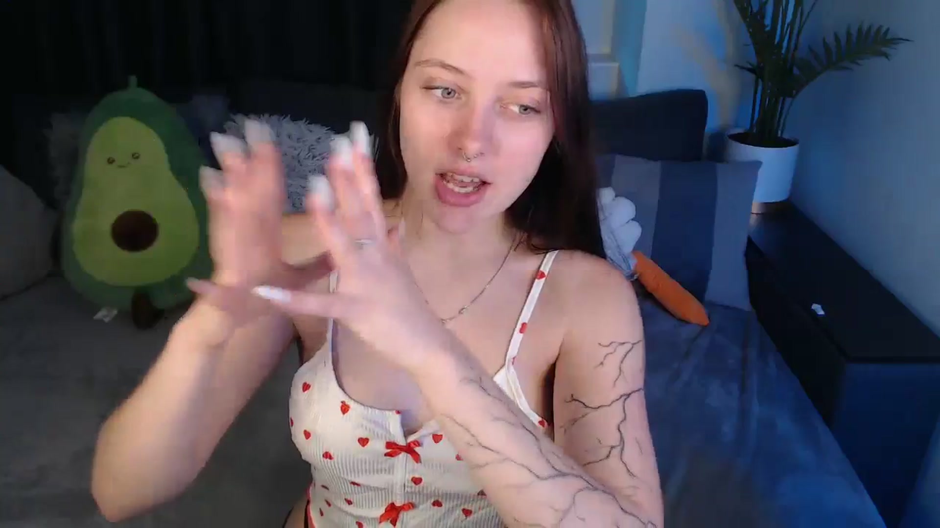Gallery image thumbnail from SerenaSantos's myfreecams stream on, 07/04/2025, 10:34 image 16 of 20