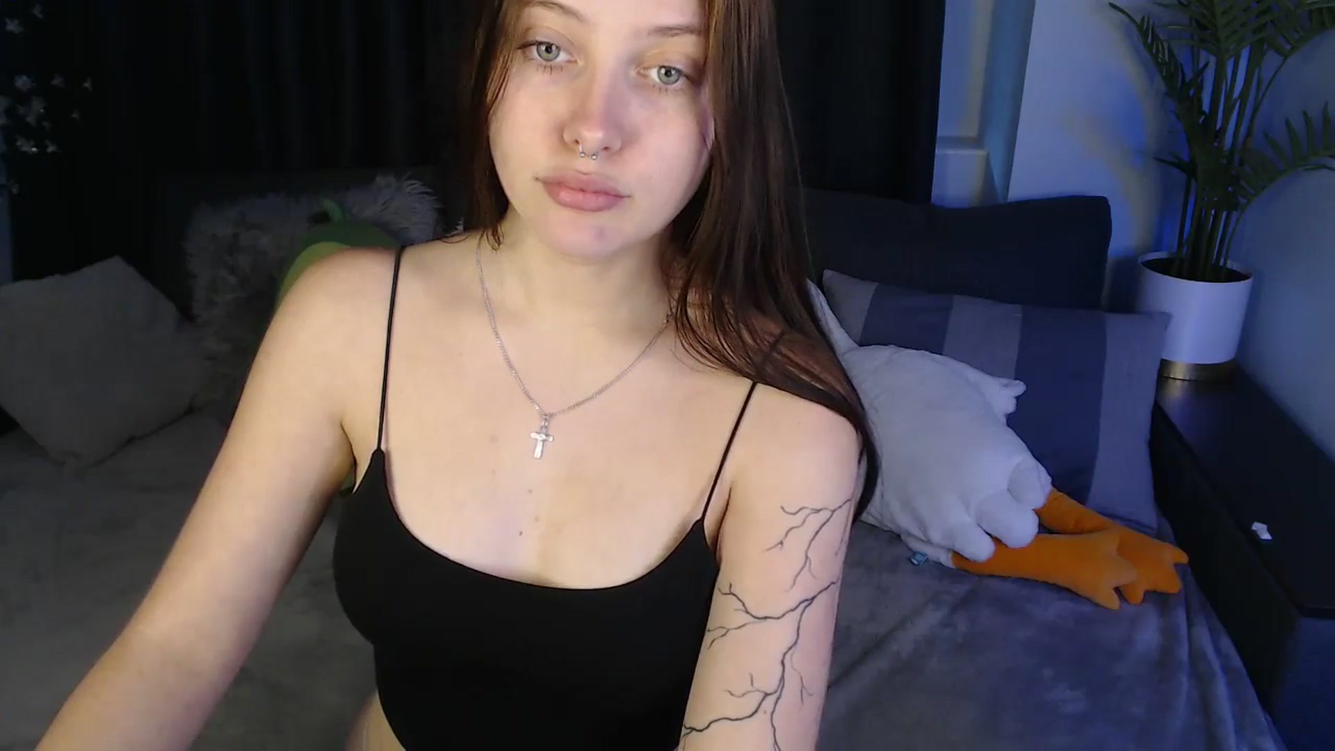 Gallery image thumbnail from SerenaSantos's myfreecams stream on, 07/06/2025, 12:24 image 2 of 20