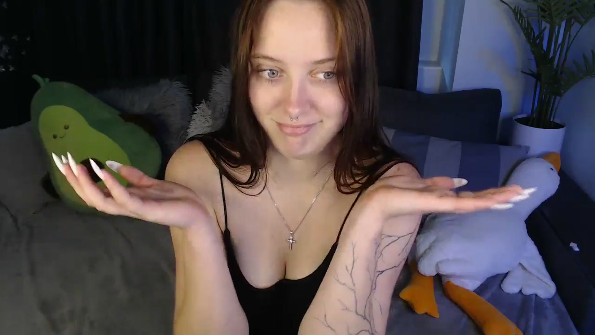 Gallery image thumbnail from SerenaSantos's myfreecams stream on, 07/06/2025, 13:53 image 3 of 20