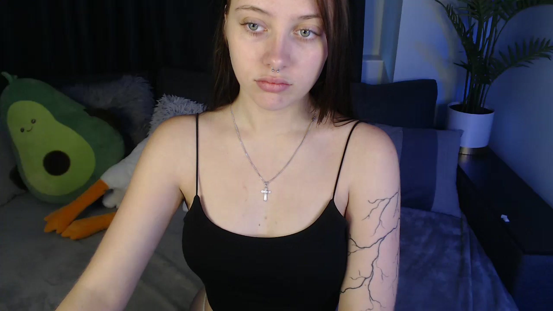 Gallery image thumbnail from SerenaSantos's myfreecams stream on, 07/07/2025, 08:49 image 4 of 20