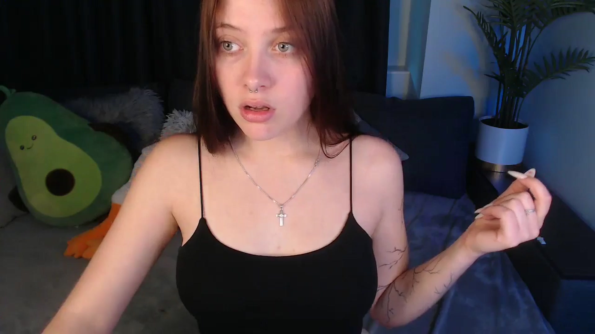 Gallery image thumbnail from SerenaSantos's myfreecams stream on, 07/07/2025, 10:33 image 5 of 20
