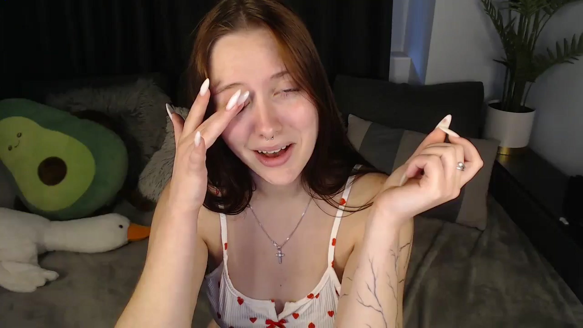 Gallery image thumbnail from SerenaSantos's myfreecams stream on, 07/08/2025, 12:36 image 15 of 20