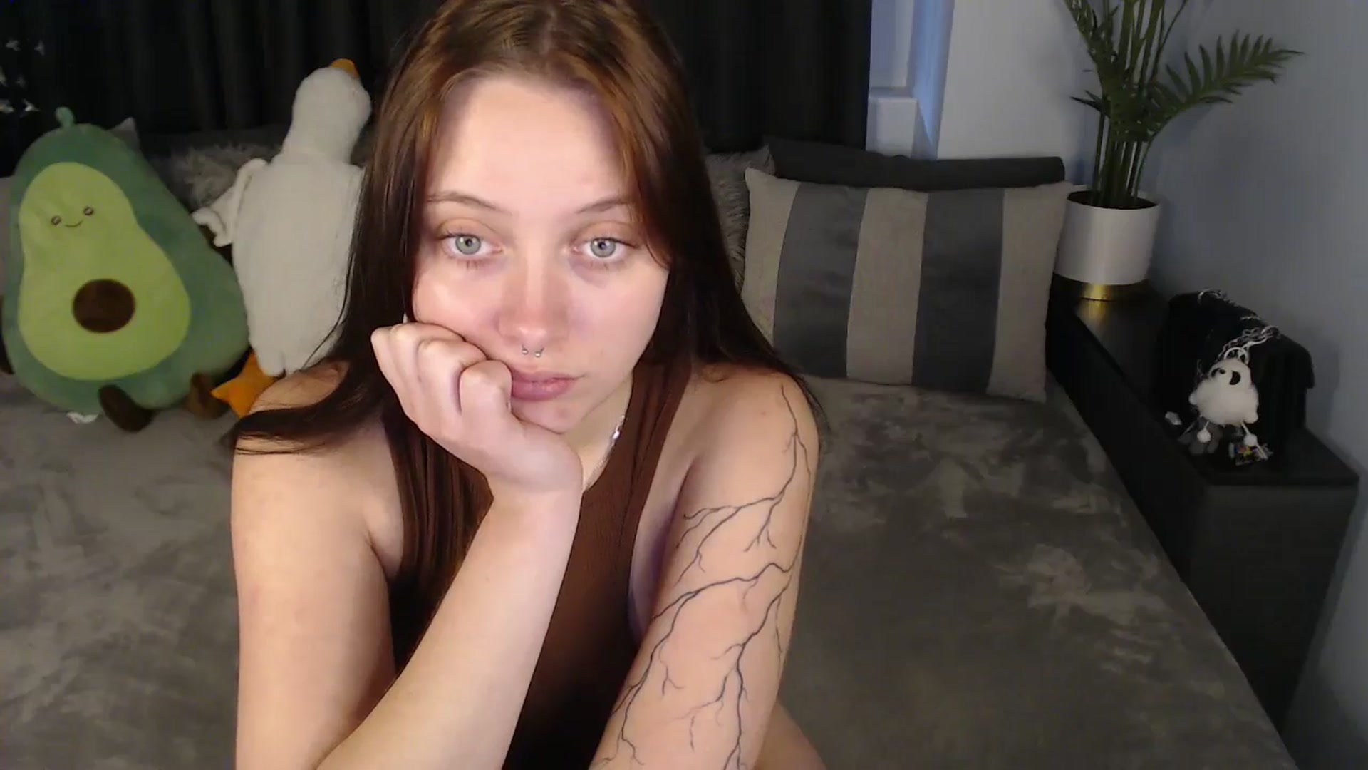 Gallery image thumbnail from SerenaSantos's myfreecams stream on, 07/13/2025, 13:50 image 13 of 20