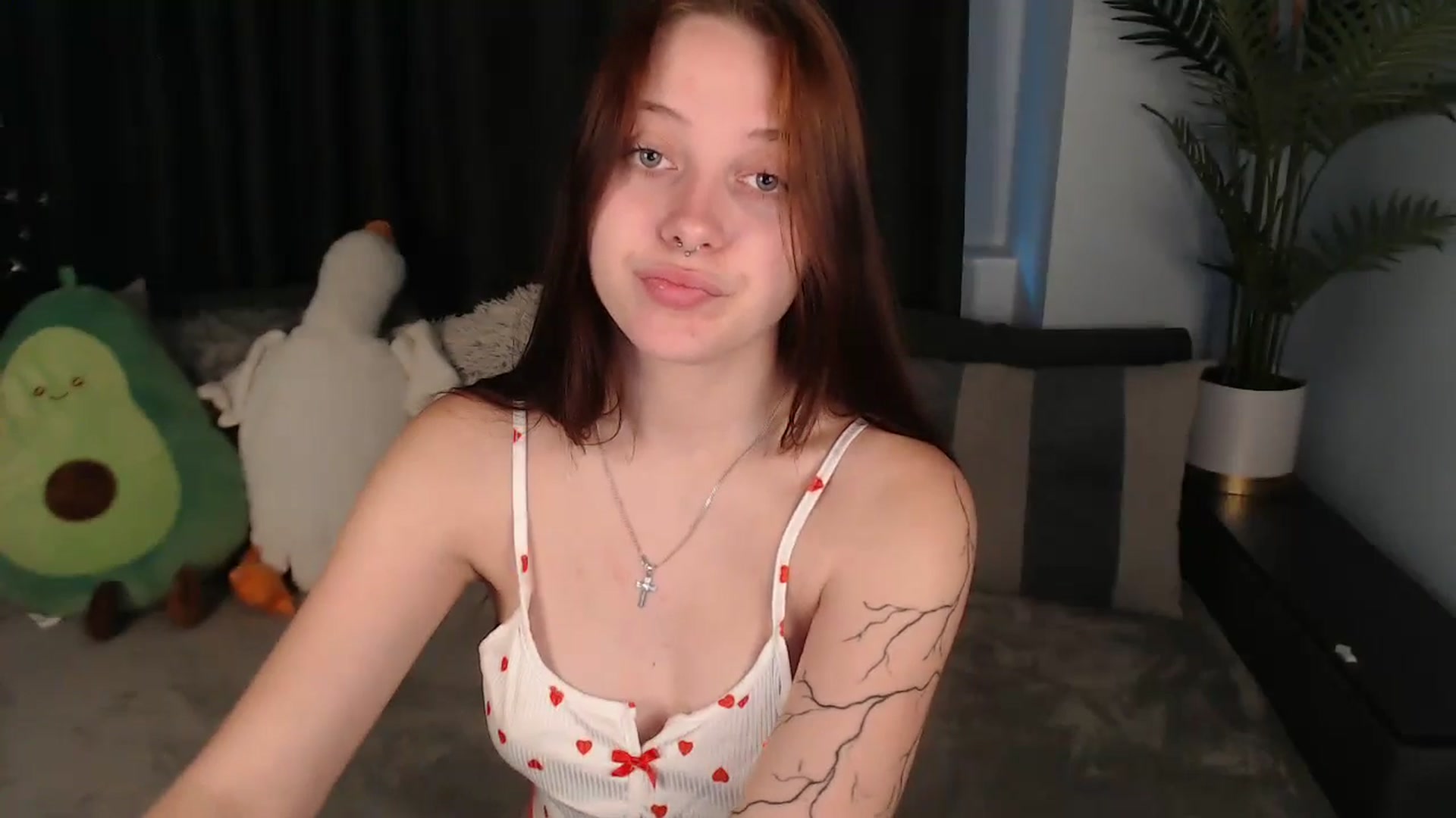 Gallery image thumbnail from SerenaSantos's myfreecams stream on, 07/15/2025, 09:02 image 15 of 20