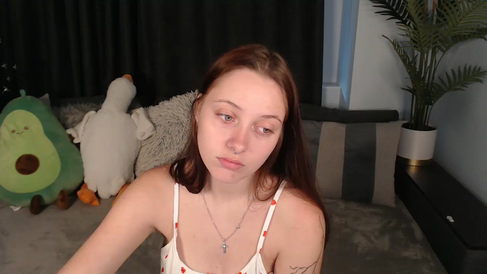 Gallery image thumbnail from SerenaSantos's myfreecams stream on, 07/15/2025, 11:50 image 12 of 20