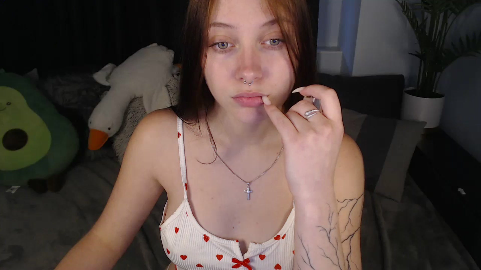 Gallery image thumbnail from SerenaSantos's myfreecams stream on, 07/20/2025, 13:21 image 14 of 20
