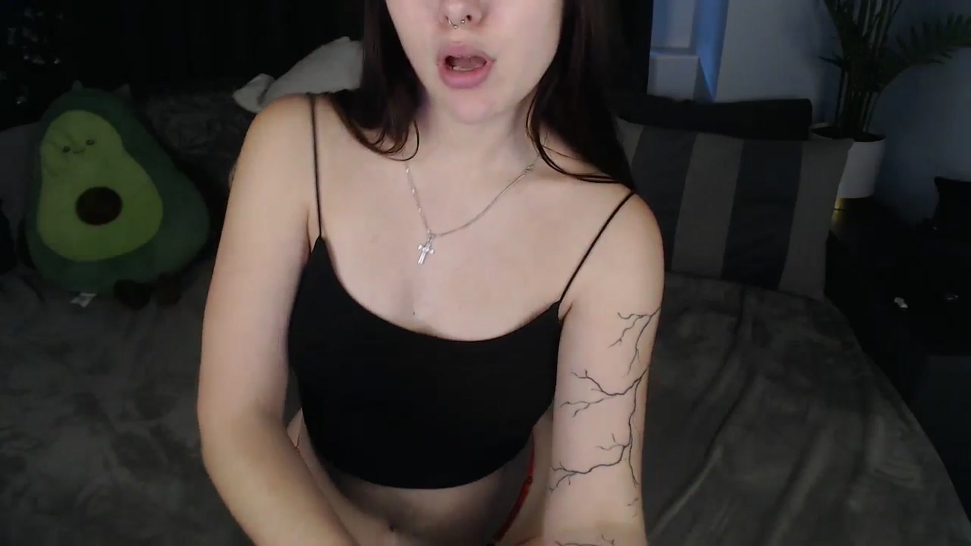 Gallery image thumbnail from SerenaSantos's myfreecams stream on, 07/21/2025, 12:03 image 18 of 20