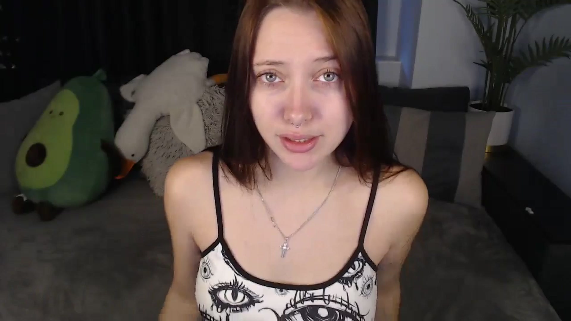 Gallery image thumbnail from SerenaSantos's myfreecams stream on, 07/23/2025, 08:21 image 9 of 20