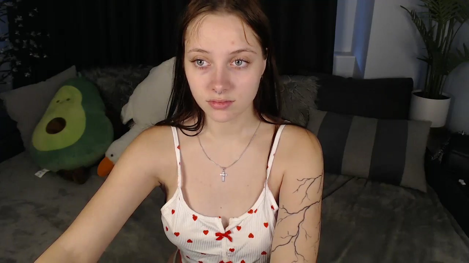 Gallery image thumbnail from SerenaSantos's myfreecams stream on, 07/26/2025, 10:03 image 12 of 20
