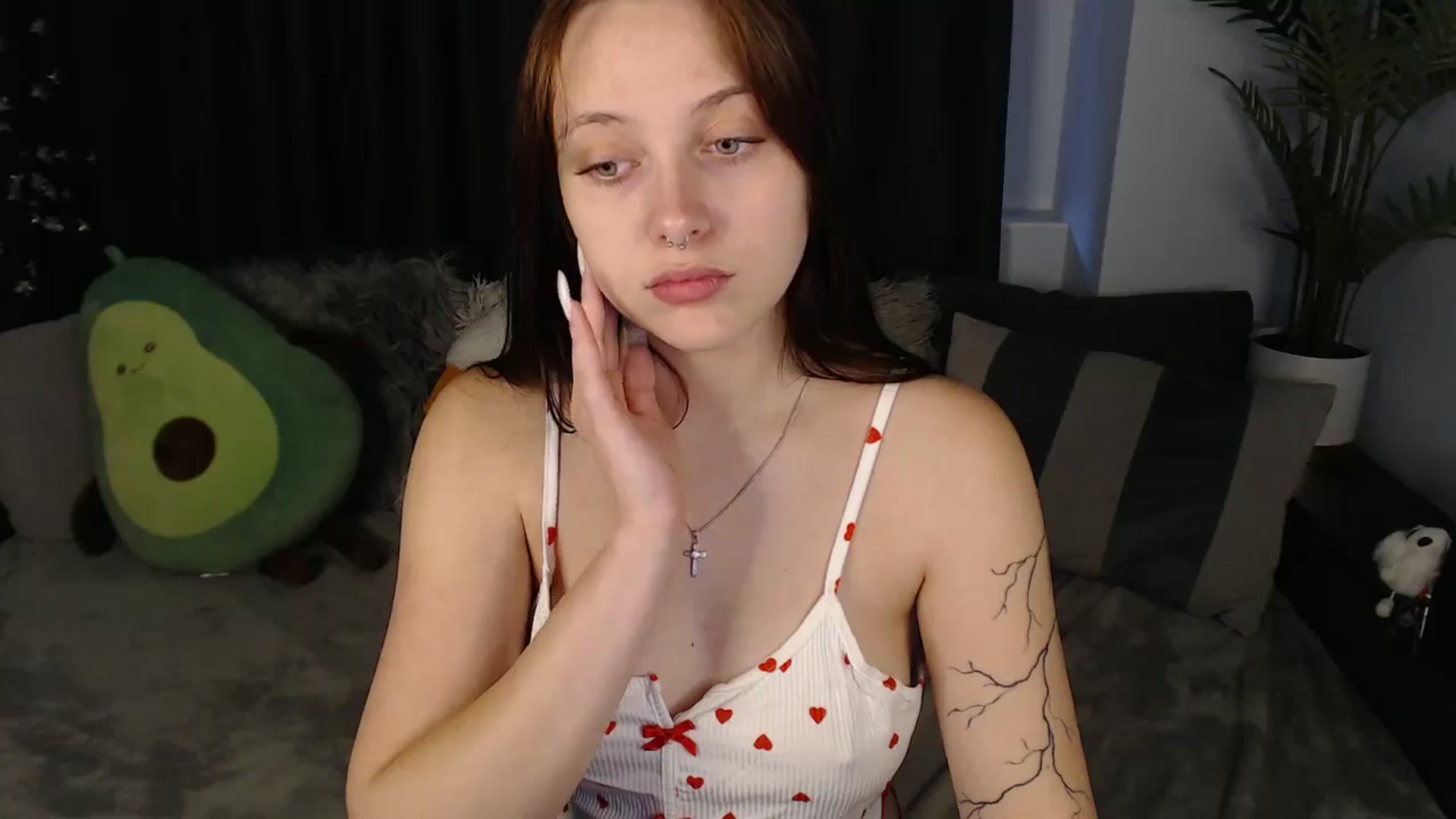 Gallery image thumbnail from SerenaSantos's myfreecams stream on, 07/28/2025, 10:43 image 12 of 20