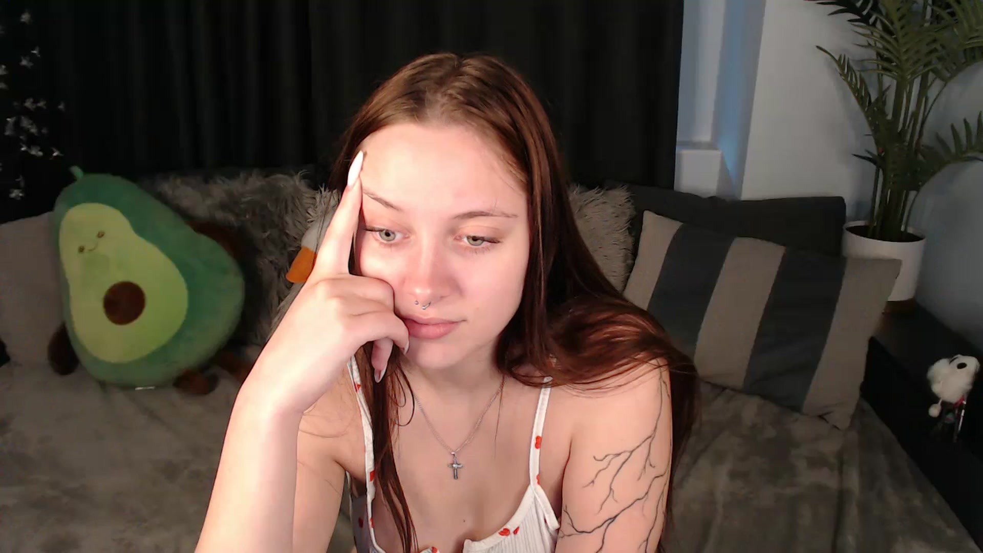 Gallery image thumbnail from SerenaSantos's myfreecams stream on, 07/28/2025, 11:45 image 11 of 20