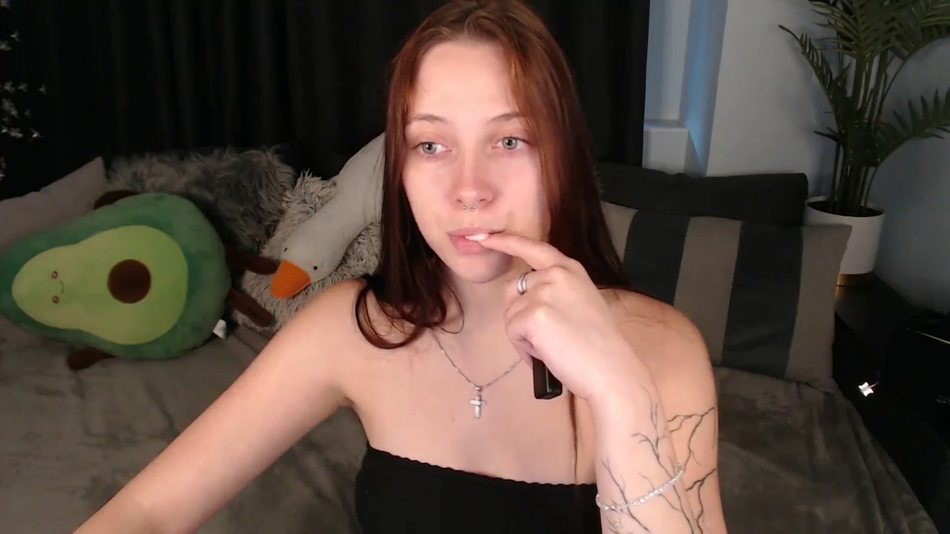 Gallery image thumbnail from SerenaSantos's myfreecams stream on, 07/29/2025, 13:58 image 17 of 20
