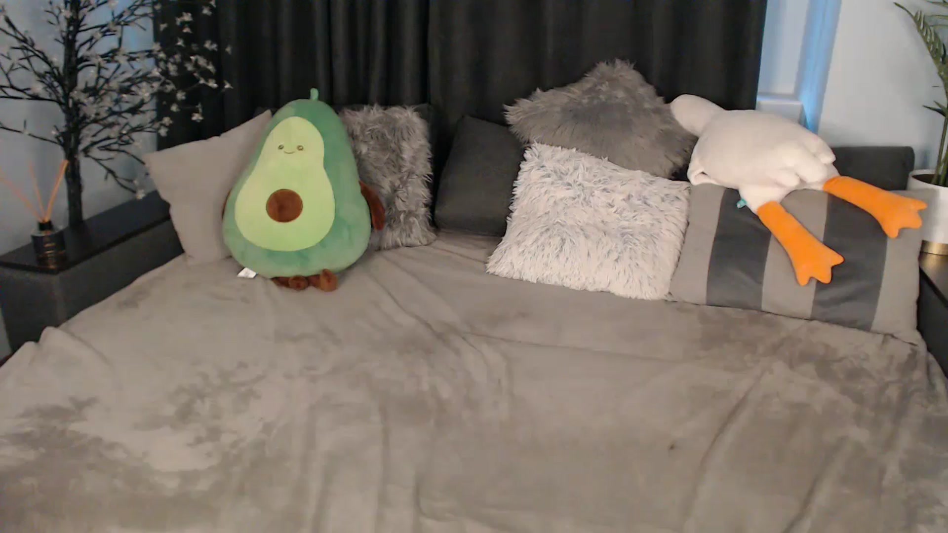 Gallery image thumbnail from SerenaSantos's myfreecams stream on, 07/30/2025, 13:59 image 18 of 20