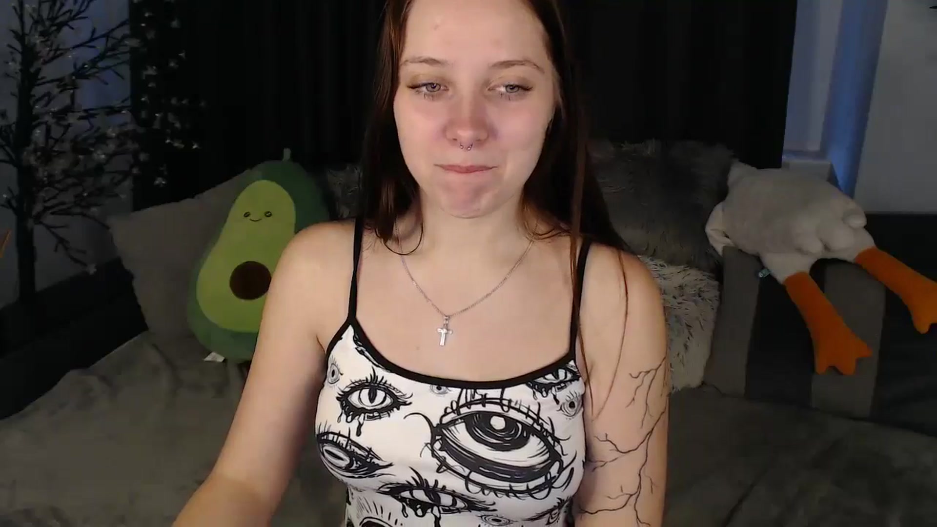 Gallery image thumbnail from SerenaSantos's myfreecams stream on, 08/01/2025, 12:30 image 18 of 20