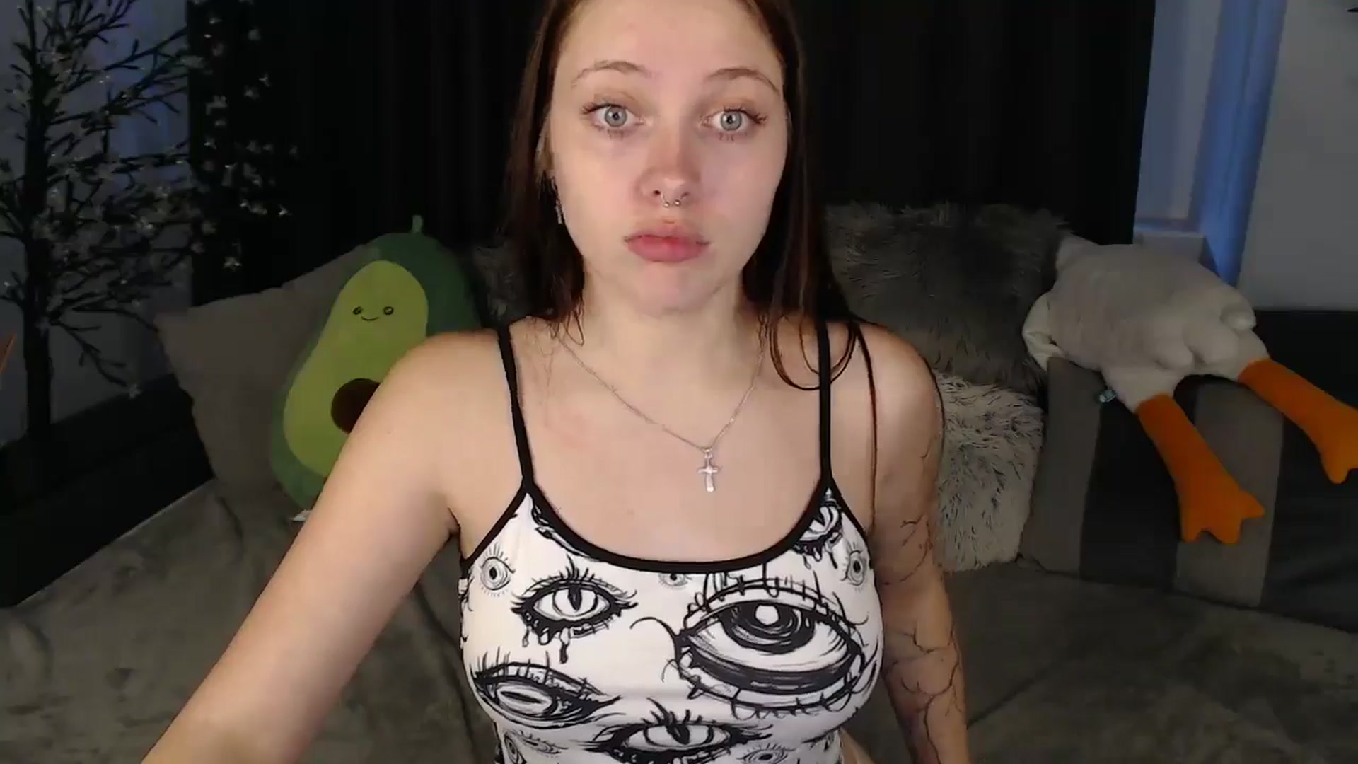 Gallery image thumbnail from SerenaSantos's myfreecams stream on, 08/01/2025, 13:04 image 8 of 20