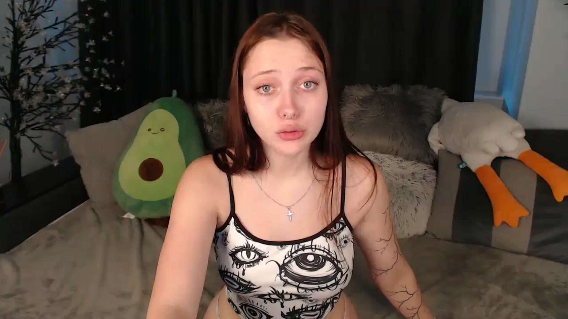 Gallery image thumbnail from SerenaSantos's myfreecams stream on, 08/01/2025, 13:04 image 15 of 20