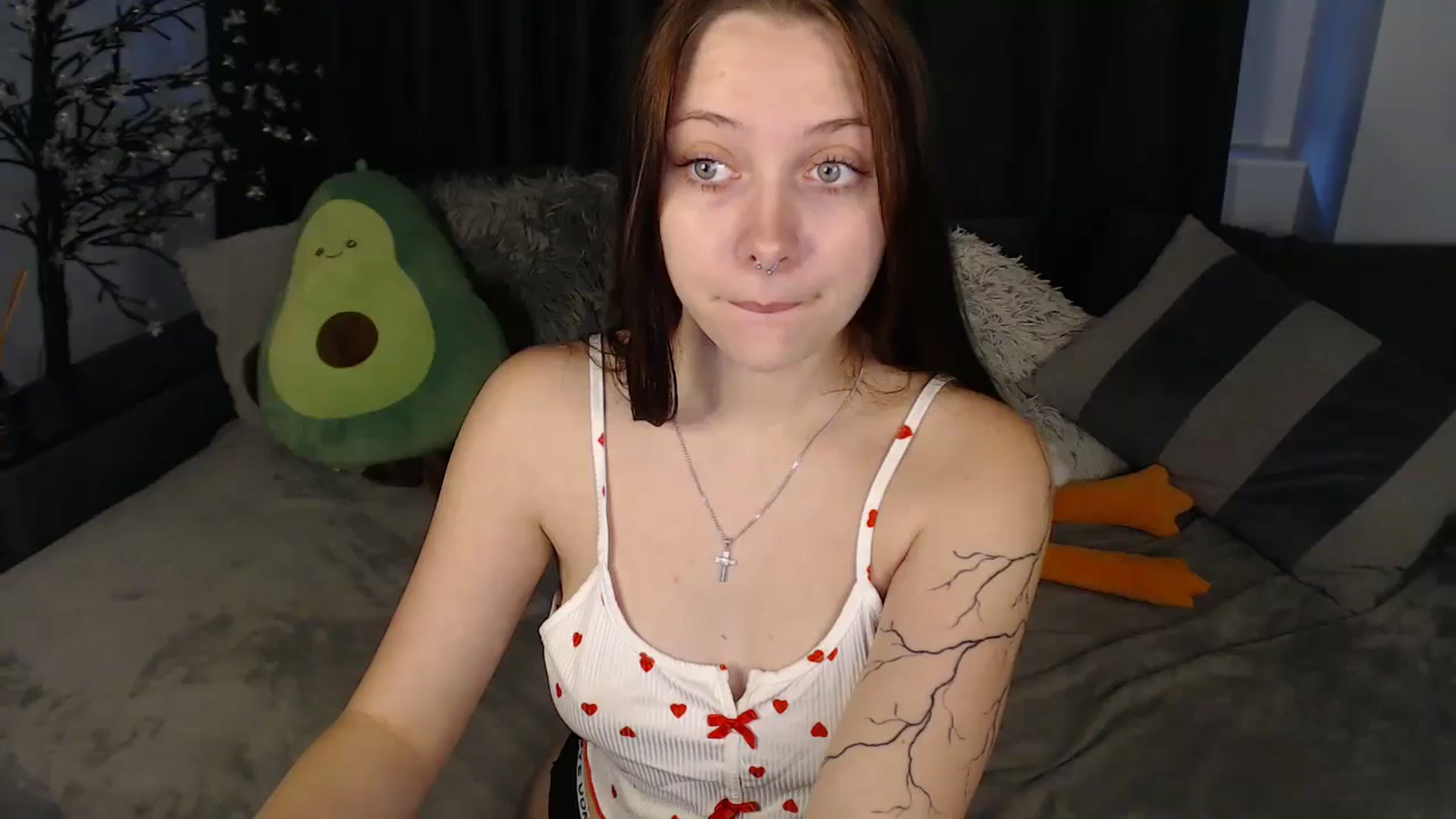 Gallery image thumbnail from SerenaSantos's myfreecams stream on, 08/03/2025, 10:59 image 1 of 20