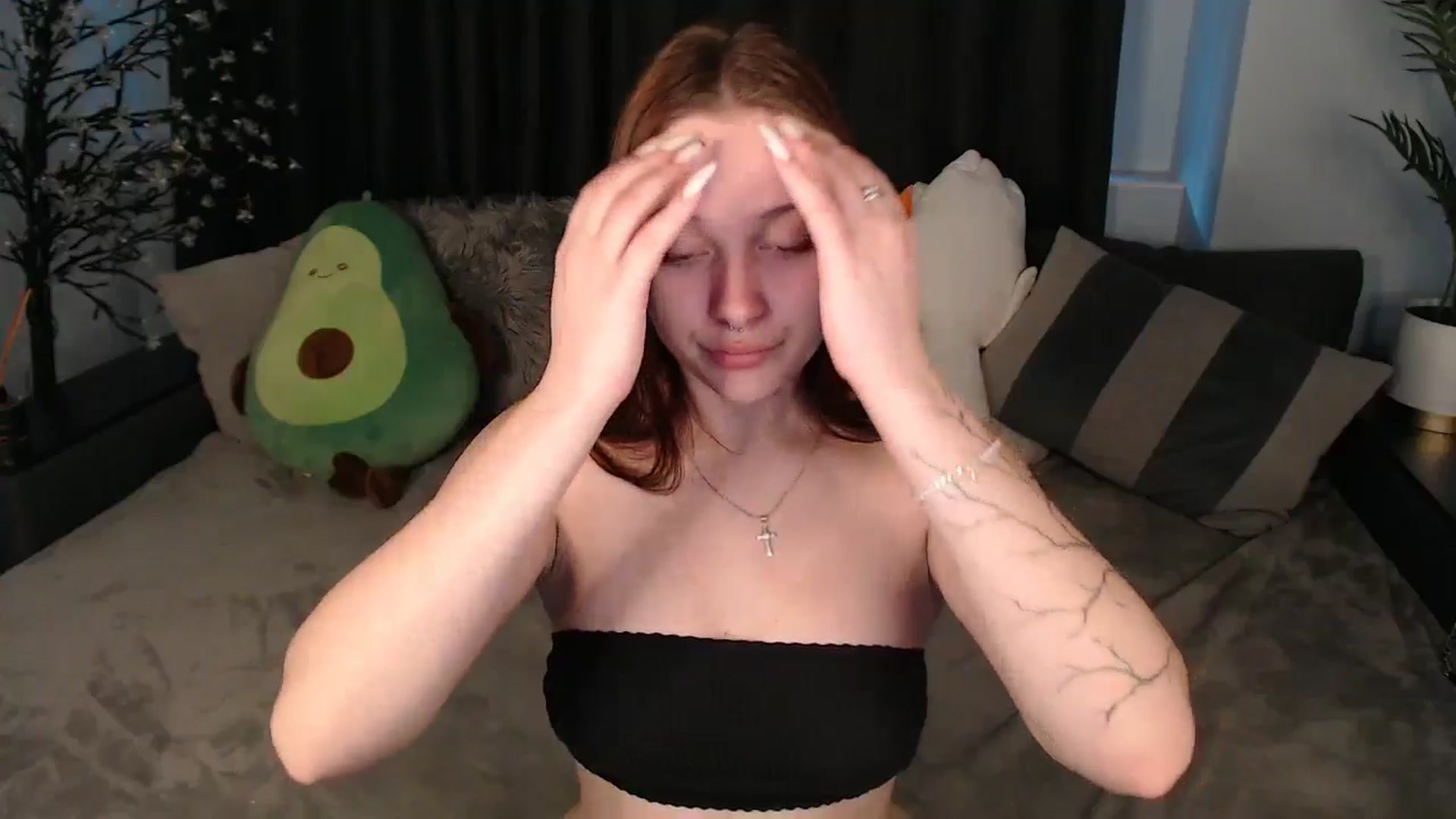 Gallery image thumbnail from SerenaSantos's myfreecams stream on, 08/04/2025, 12:07 image 18 of 20
