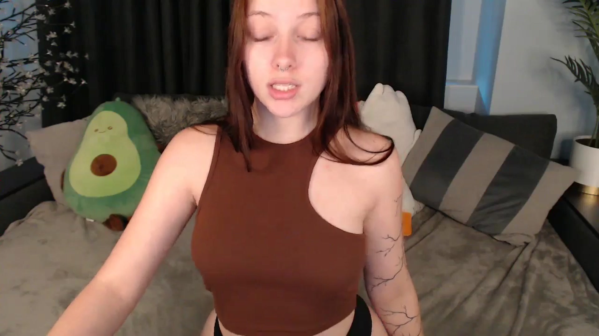 Gallery image thumbnail from SerenaSantos's myfreecams stream on, 08/05/2025, 12:15 image 5 of 20