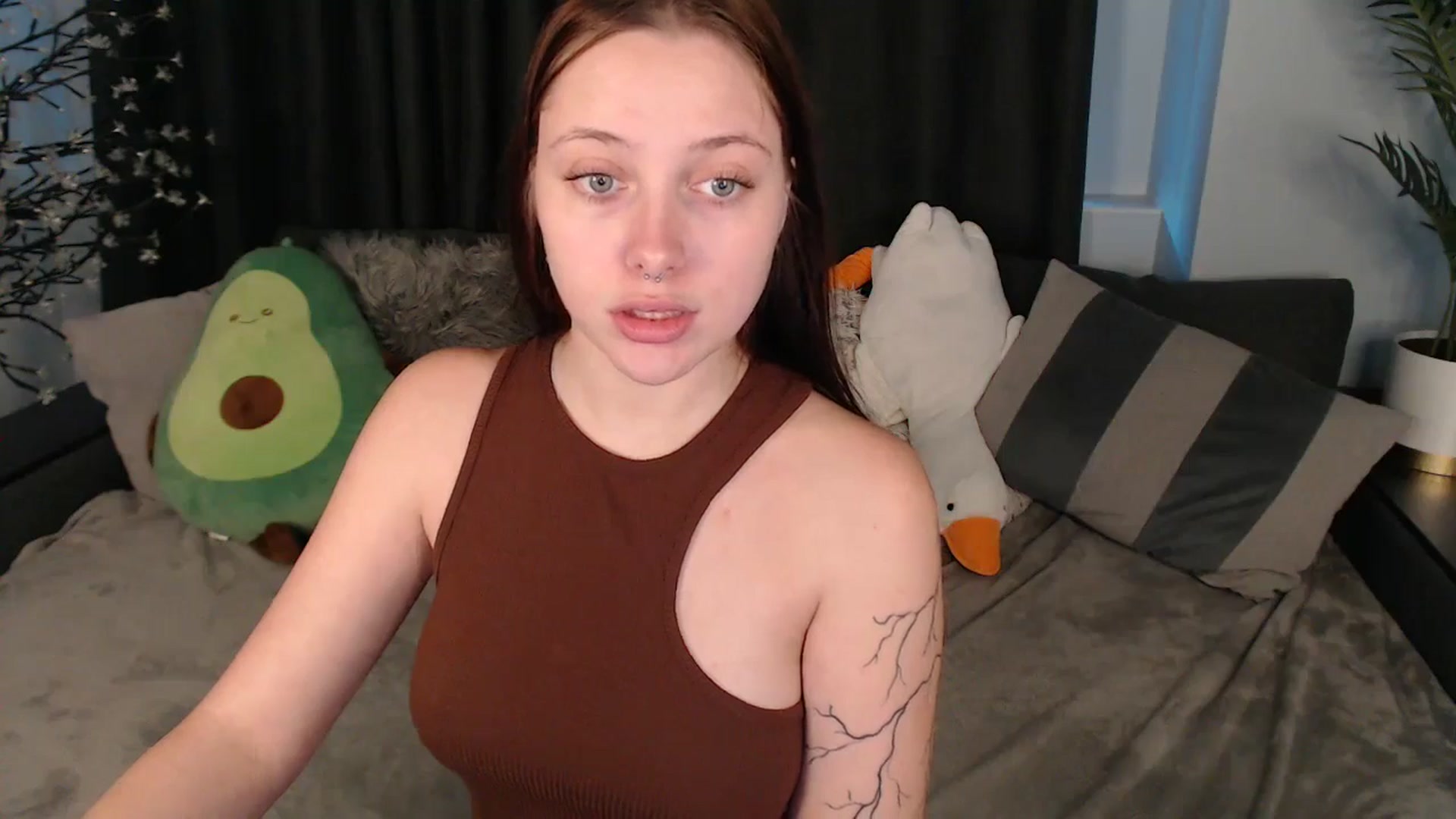 Gallery image thumbnail from SerenaSantos's myfreecams stream on, 08/05/2025, 12:15 image 20 of 20