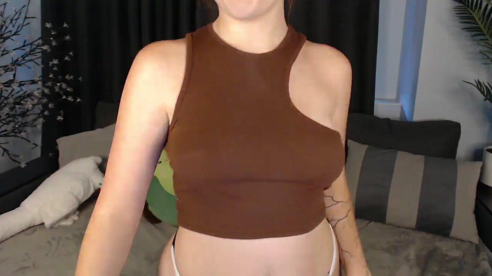 Gallery image thumbnail from SerenaSantos's myfreecams stream on, 08/15/2025, 13:57 image 19 of 20
