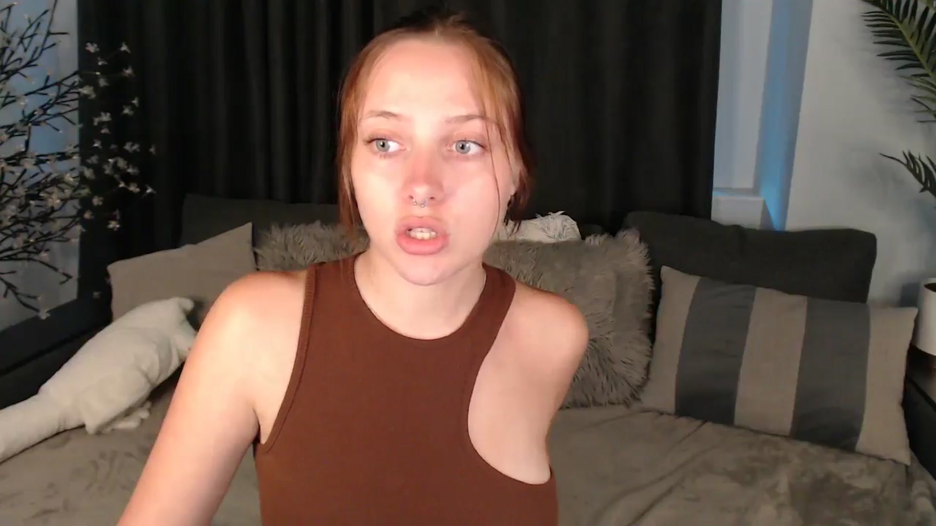 Gallery image thumbnail from SerenaSantos's myfreecams stream on, 08/15/2025, 13:57 image 15 of 20