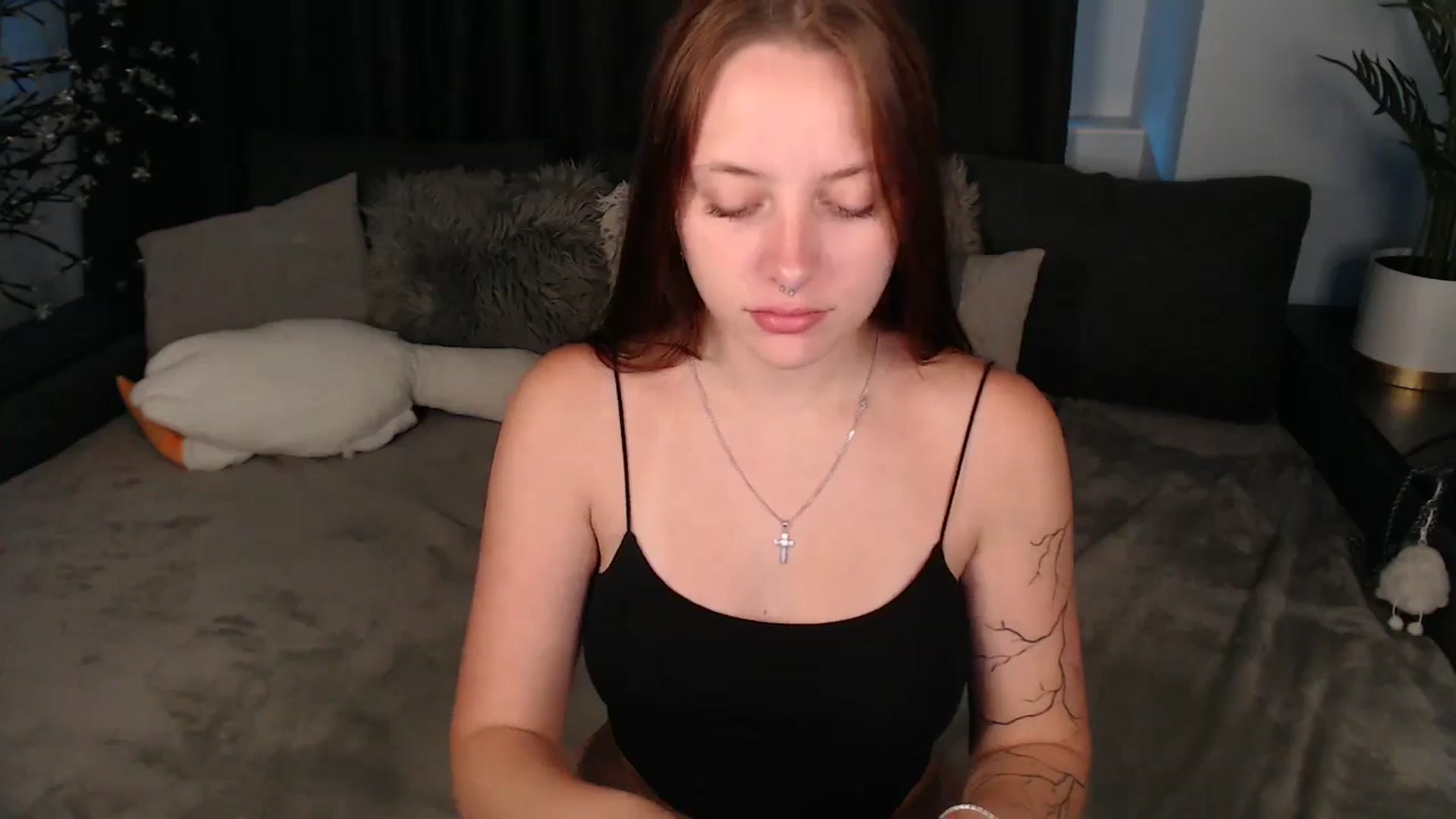Gallery image thumbnail from SerenaSantos's myfreecams stream on, 08/16/2025, 13:18 image 2 of 20