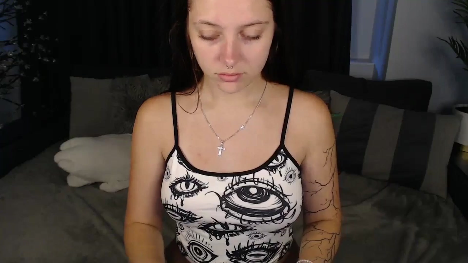 Gallery image thumbnail from SerenaSantos's myfreecams stream on, 08/19/2025, 11:34 image 7 of 20