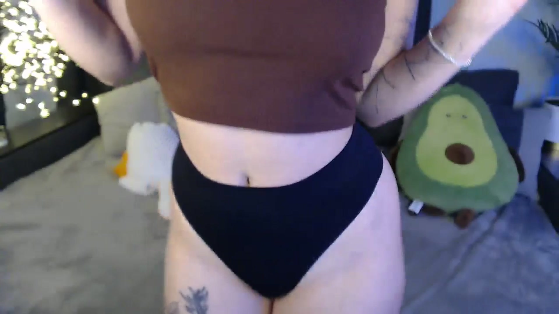 Gallery image thumbnail from SerenaSantos's myfreecams stream on, 08/26/2025, 13:57 image 2 of 20